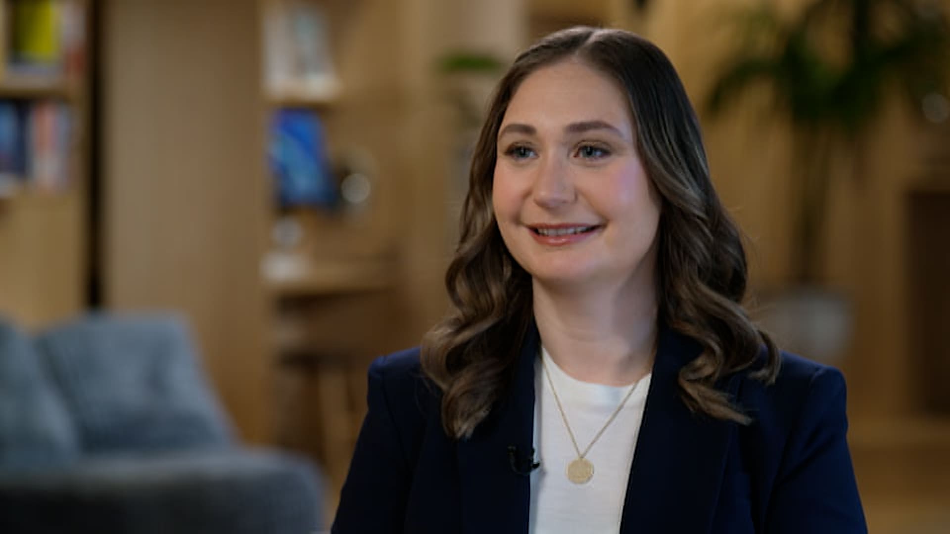 108247636-anthropic_thumb